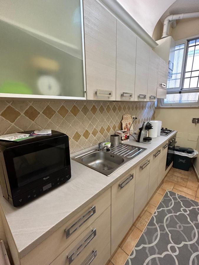 Bed and Breakfast Jambo House Веллетри Экстерьер фото