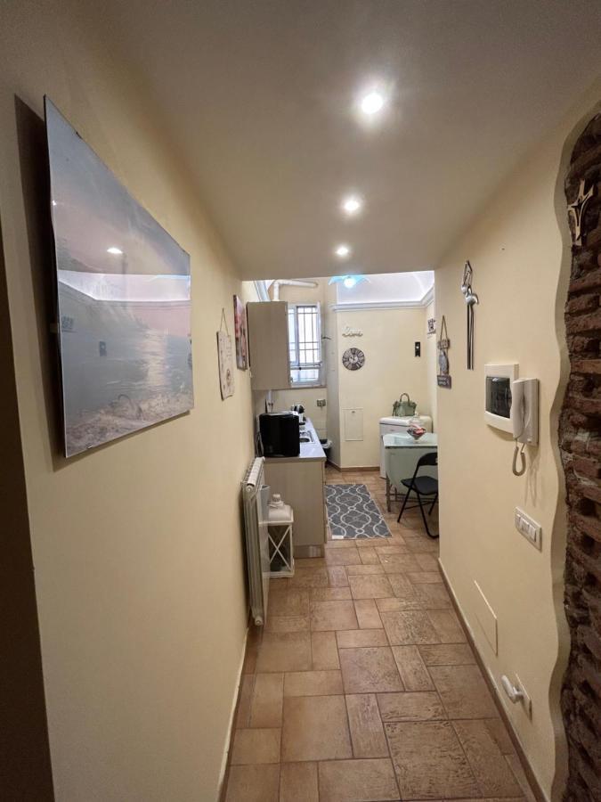 Bed and Breakfast Jambo House Веллетри Экстерьер фото